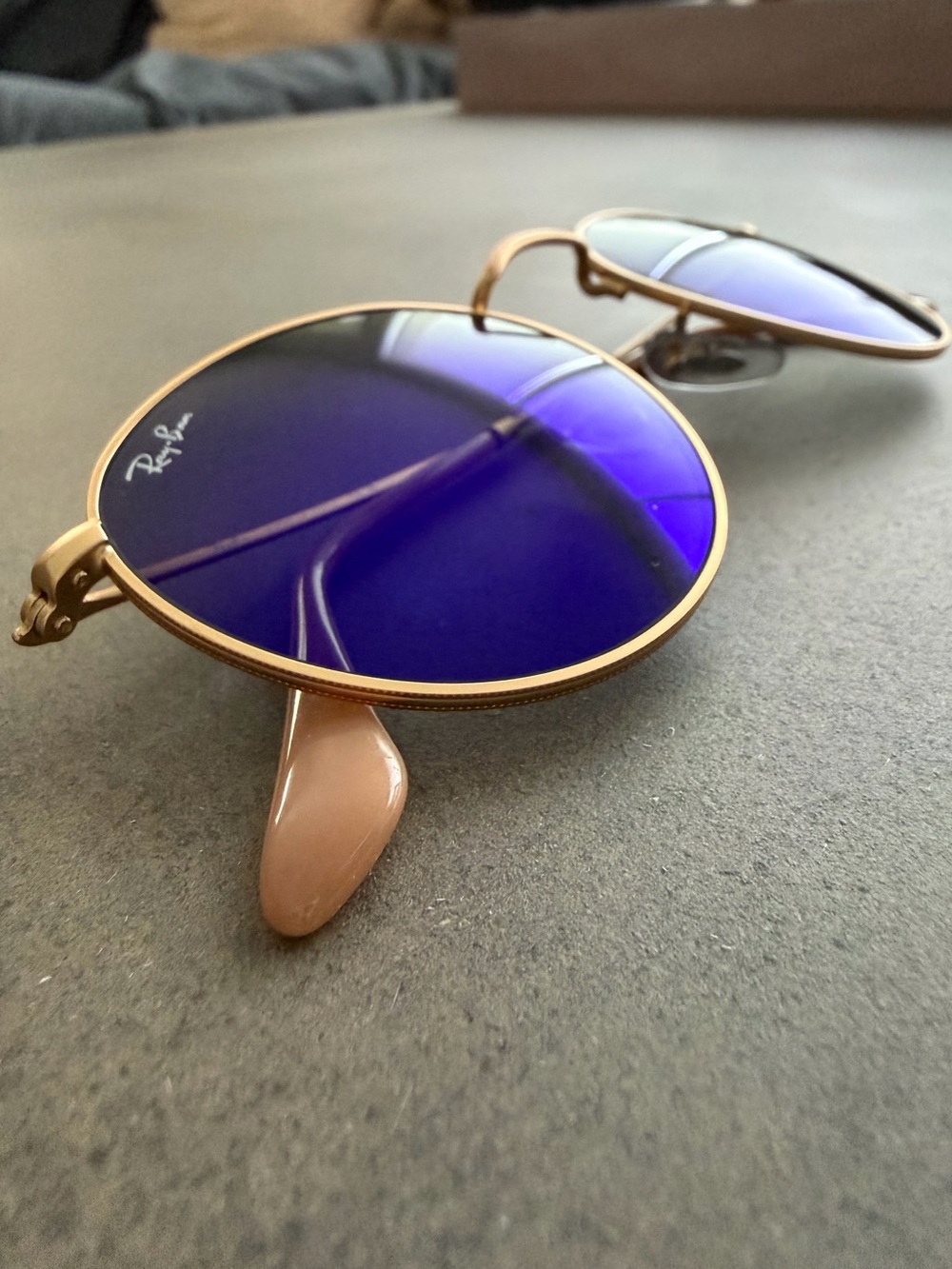 Ray-Ban ROUND FLASH LENSES Gold Frame Sunglasses with Blue Lenses